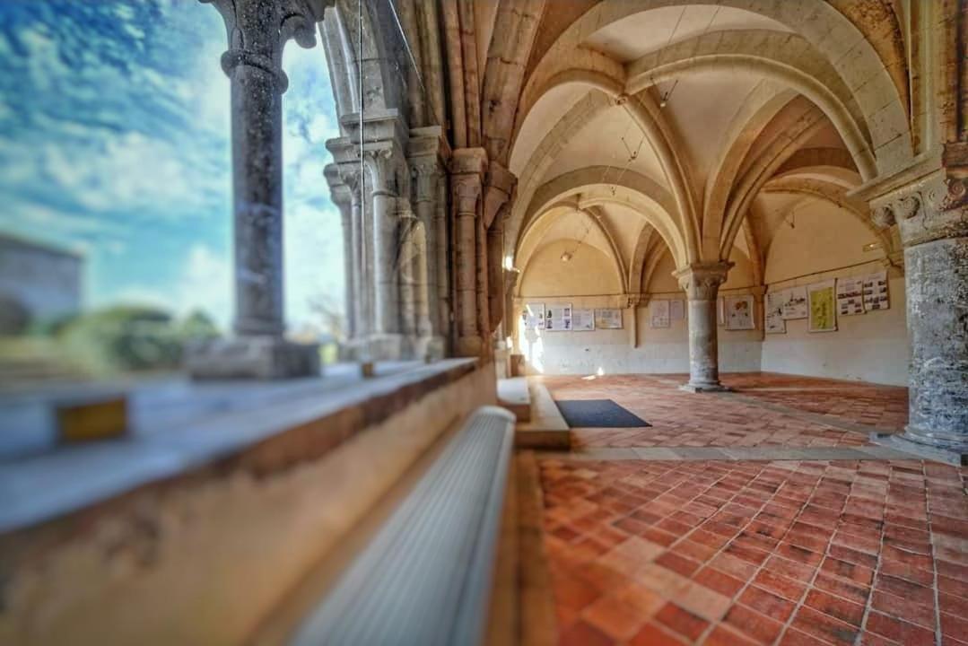 Abbaye Saint Gilbert Saint-Didier-la-Foret Exterior foto