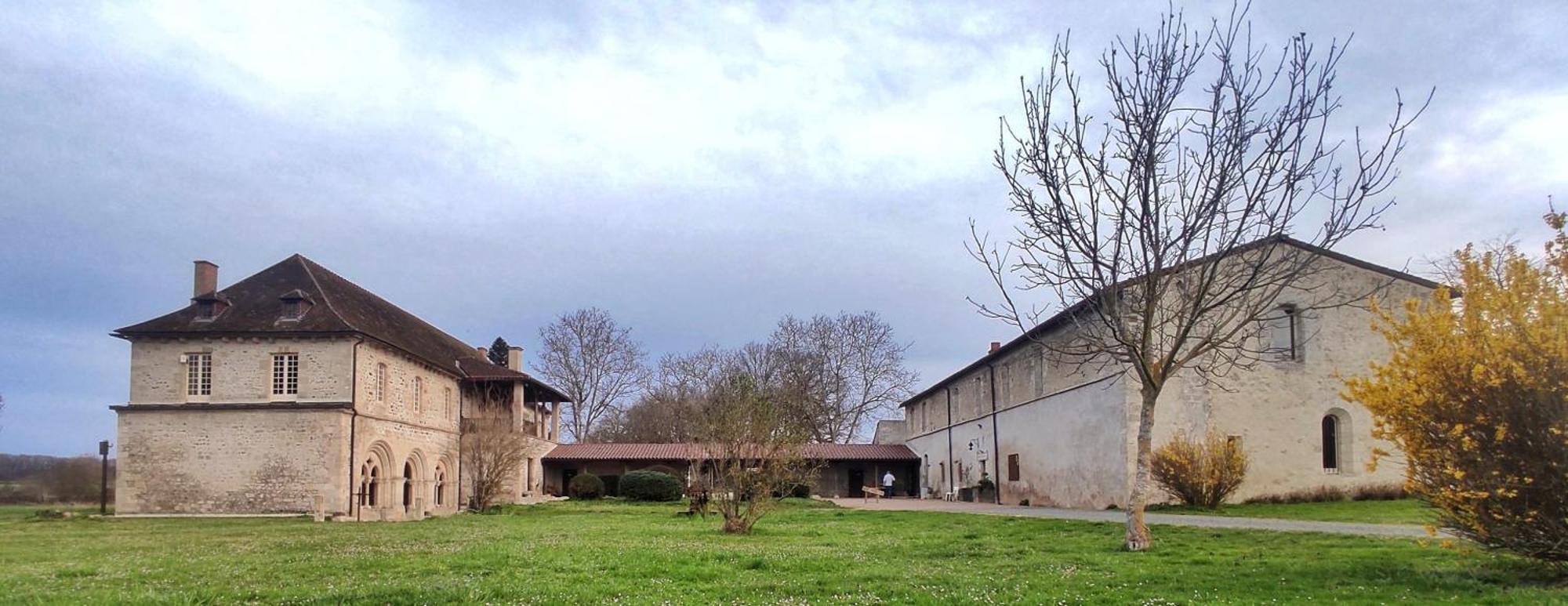 Abbaye Saint Gilbert Saint-Didier-la-Foret Exterior foto