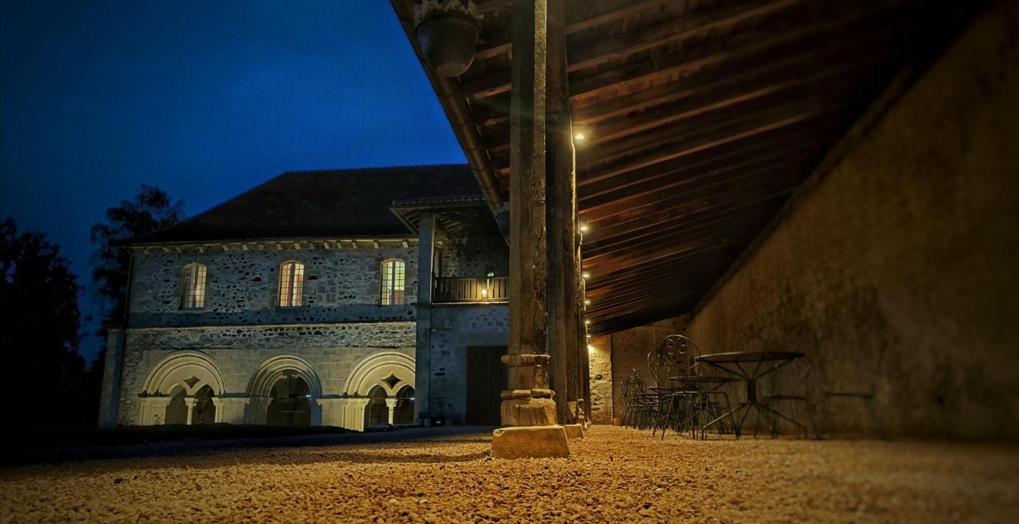 Abbaye Saint Gilbert Saint-Didier-la-Foret Exterior foto